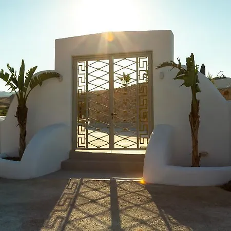 Desiterra & 5* Karterados (Santorini)