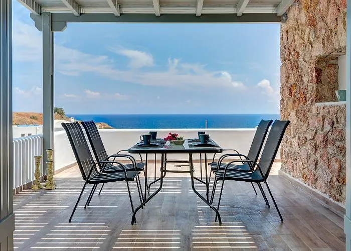 Desiterra & Karterados (Santorini)